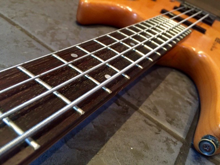 Hohner Jack Custom Headless Bass